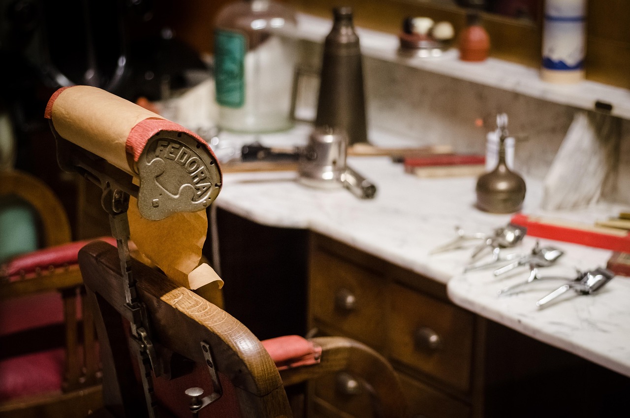 A sharp, confident barbershop interior in the Sable barber register.